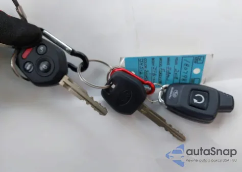 2018 Subaru Forester 2.5I z USA, uszkodzony, nr VIN JF2SJABC7JH512104